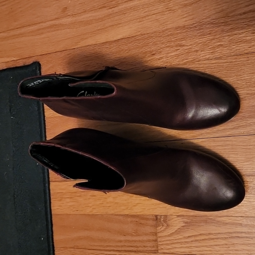 Women's Clark's Wedge booties Burgundy